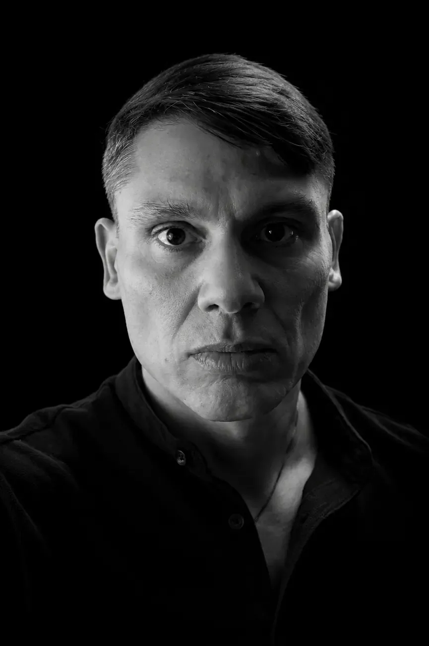 Retrato em preto e branco de Aldo Batista